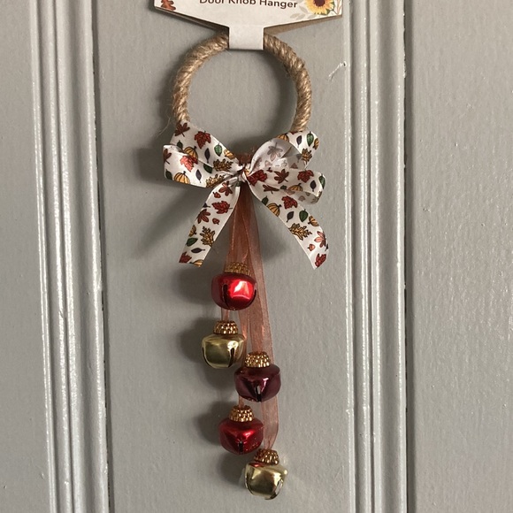 NWT Fall Harvest Theme Door Knob Hanger w/ Bells & Bow - Picture 4 of 10